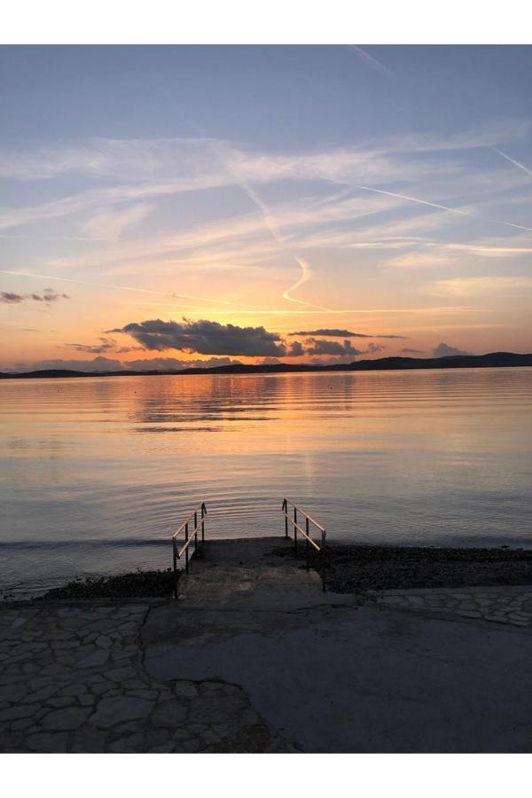 Beach Front Paradise Apartment Sukošan Dış mekan fotoğraf