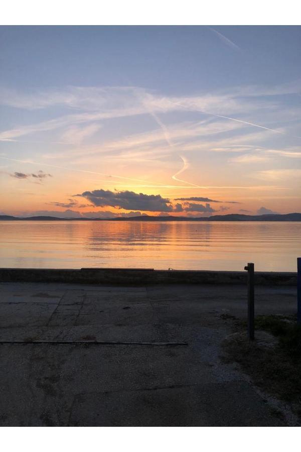 Beach Front Paradise Apartment Sukošan Dış mekan fotoğraf